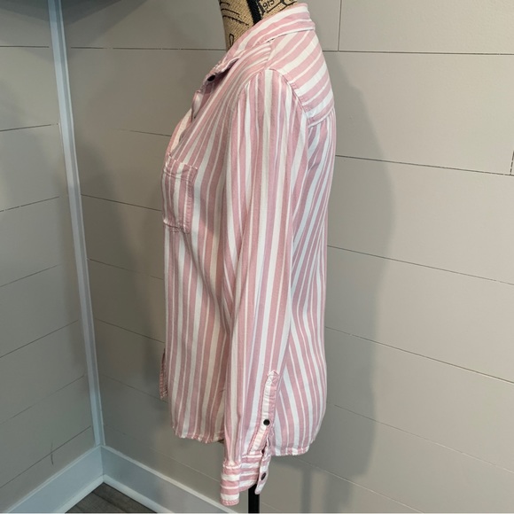 Jachs Girlfriend Pink & White Striped Long Sleeve Button Up Shirt - Picture 2 of 6